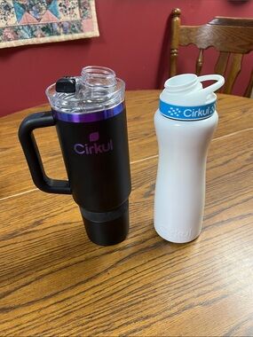 Cirkul Black Insulated Travel Mug - Purple Logo